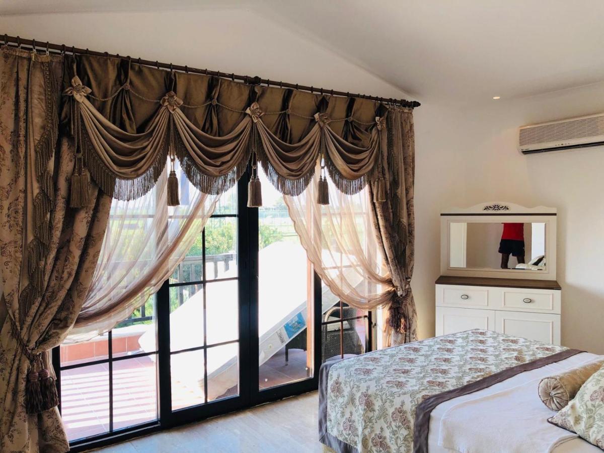 Fun&Sun Two Villas For Big Families 贝莱克 外观 照片
