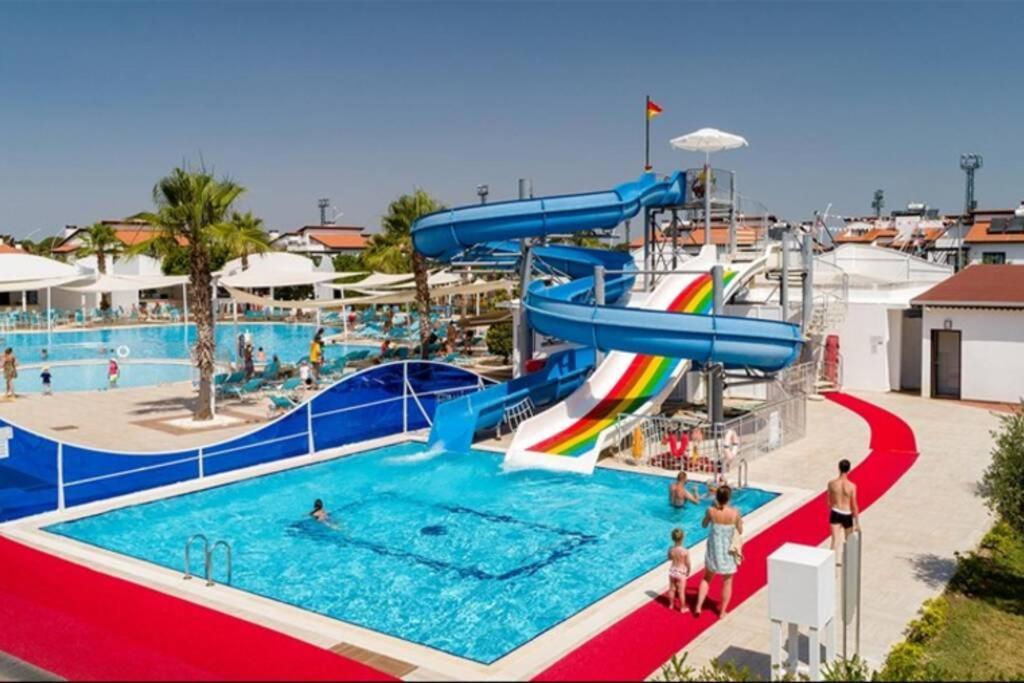 Fun&Sun Two Villas For Big Families 贝莱克 外观 照片