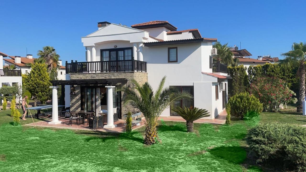 Fun&Sun Two Villas For Big Families 贝莱克 外观 照片